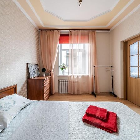 Central Apartments Rynok Lviv Exterior photo